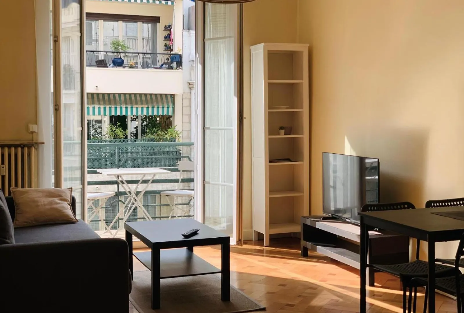 Chic & Spacious Getaway In Nice - 10Min To Beach 0*,  France