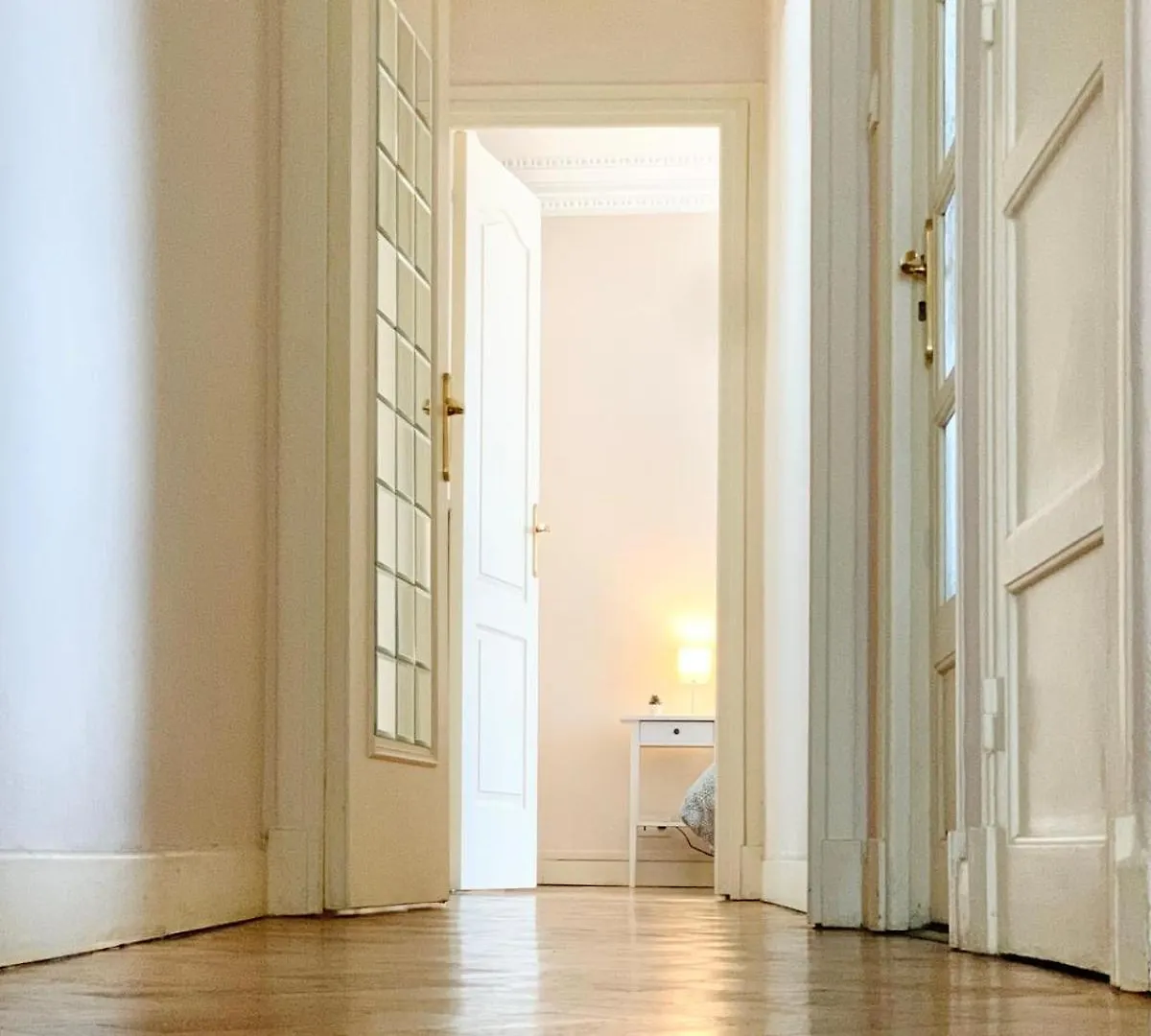 Chic & Spacious Getaway In Nice - 10Min To Beach Apartment